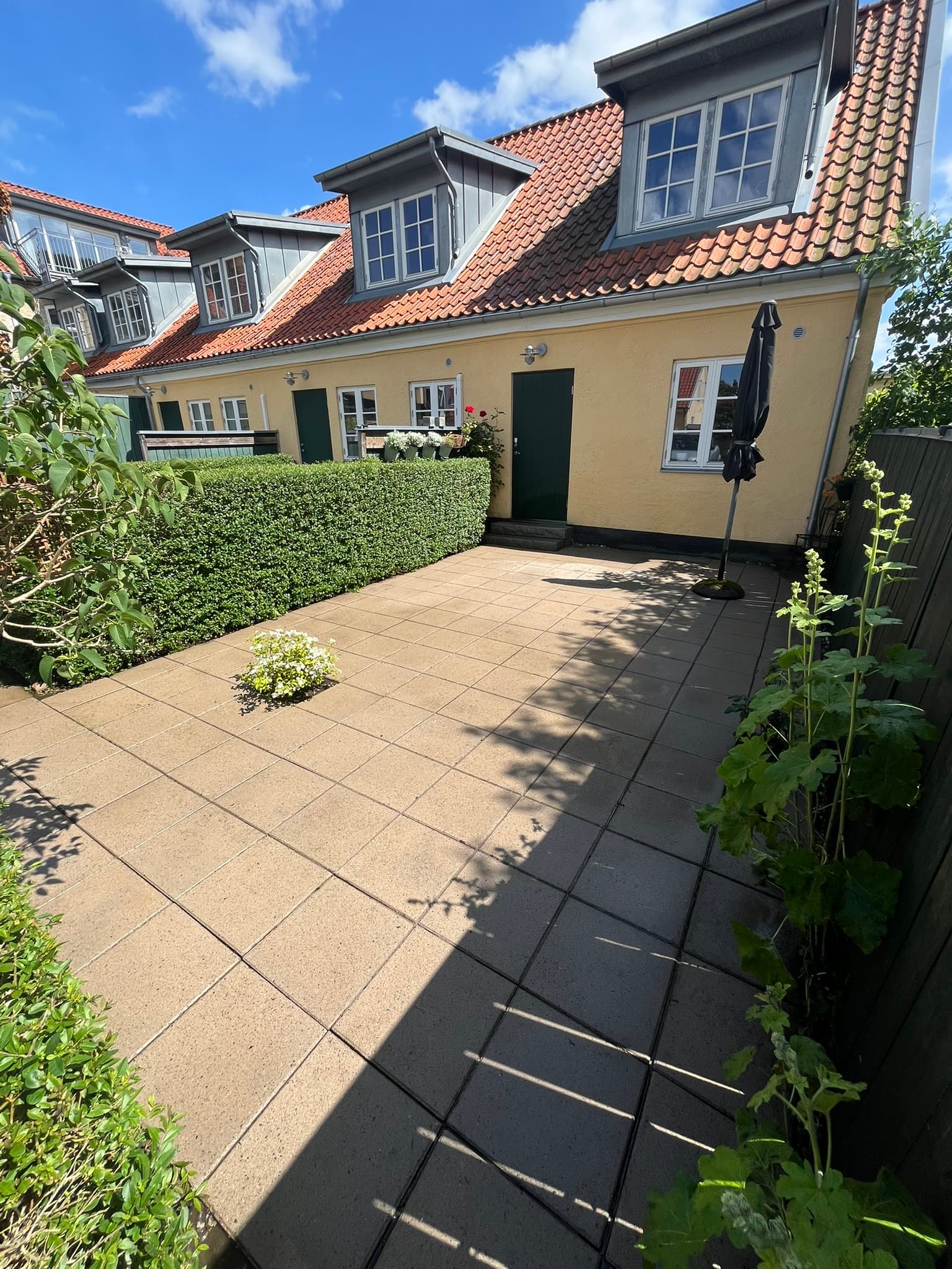 Villa i Båstad - Stentvätt - Före